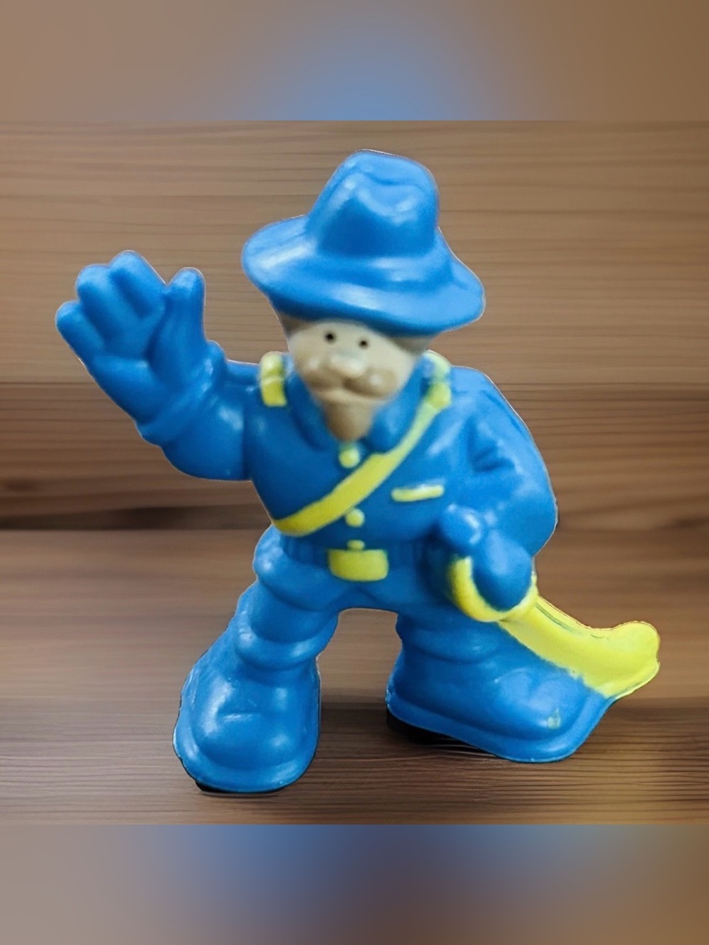 Vintage Lincoln Logs Figure Cavalry Officer Soldier Western Frontier Fort 2”